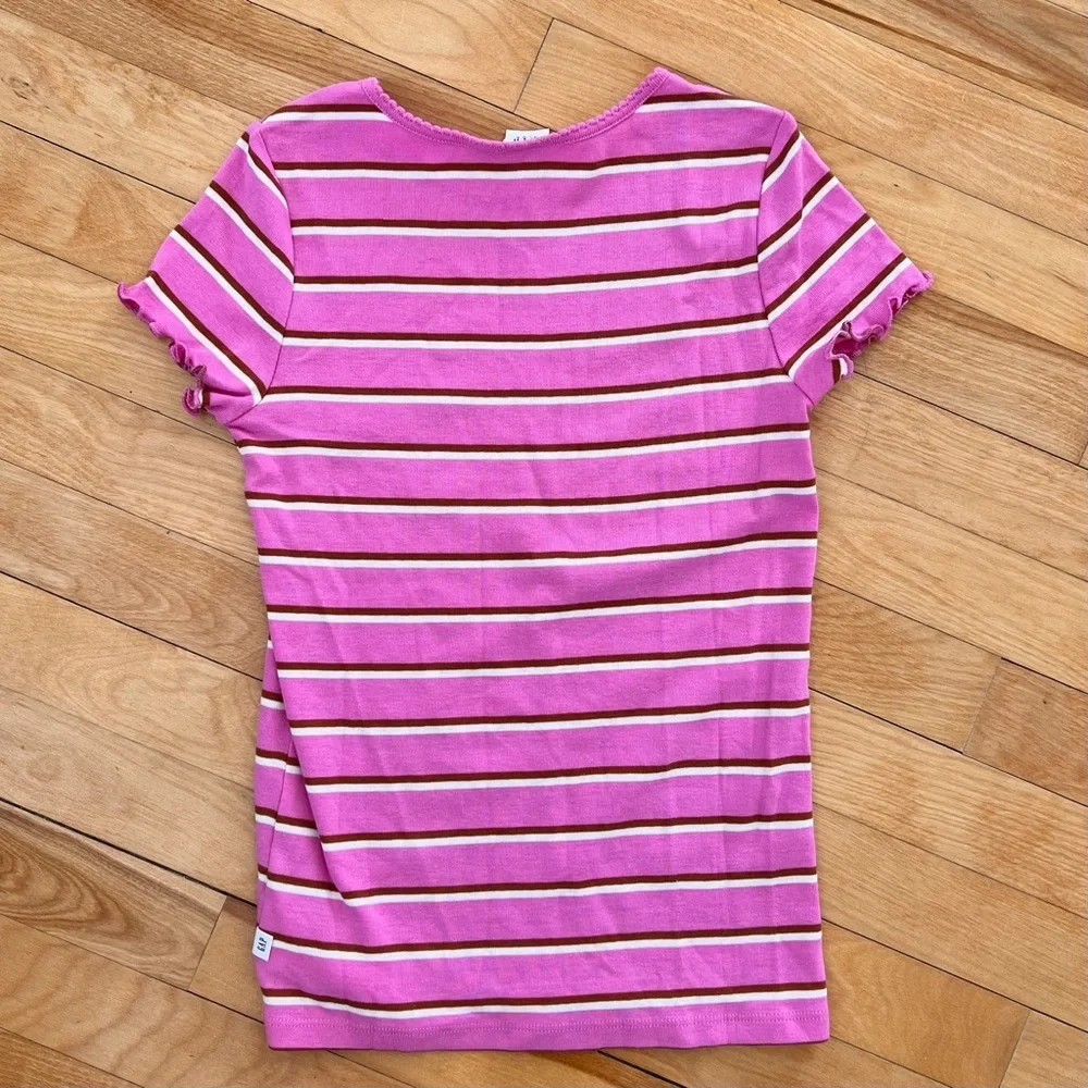 Gap Striped T- Shirt - Size L